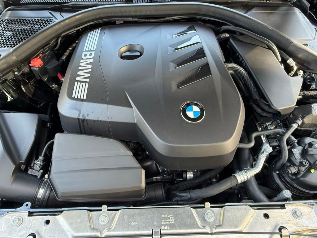 Used 2025 BMW 330i Sedan w/ Convenience Package image 32