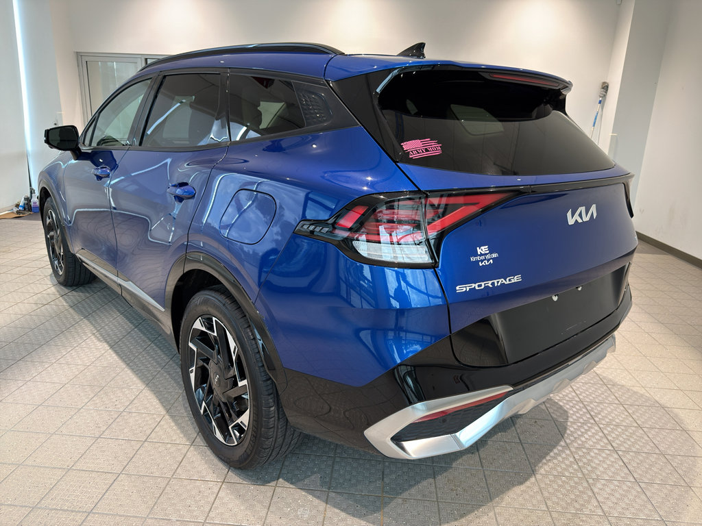 Used 2023 Kia Sportage SX image 3