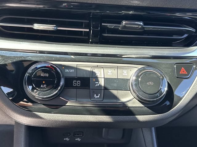 Certified 2025 Buick Envista Sport Touring FWD image 32