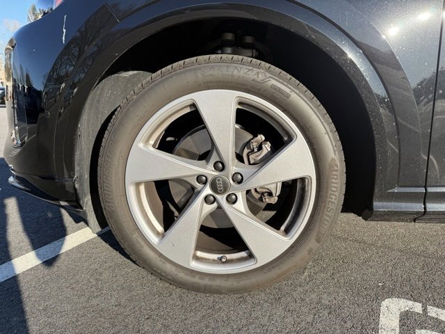 Used 2025 Audi Q5 Prestige image 13