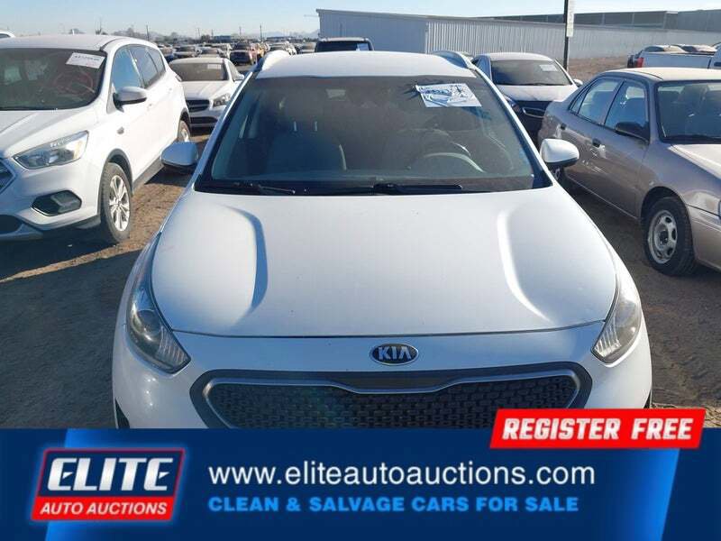 Used 2019 Kia Niro LX image 12