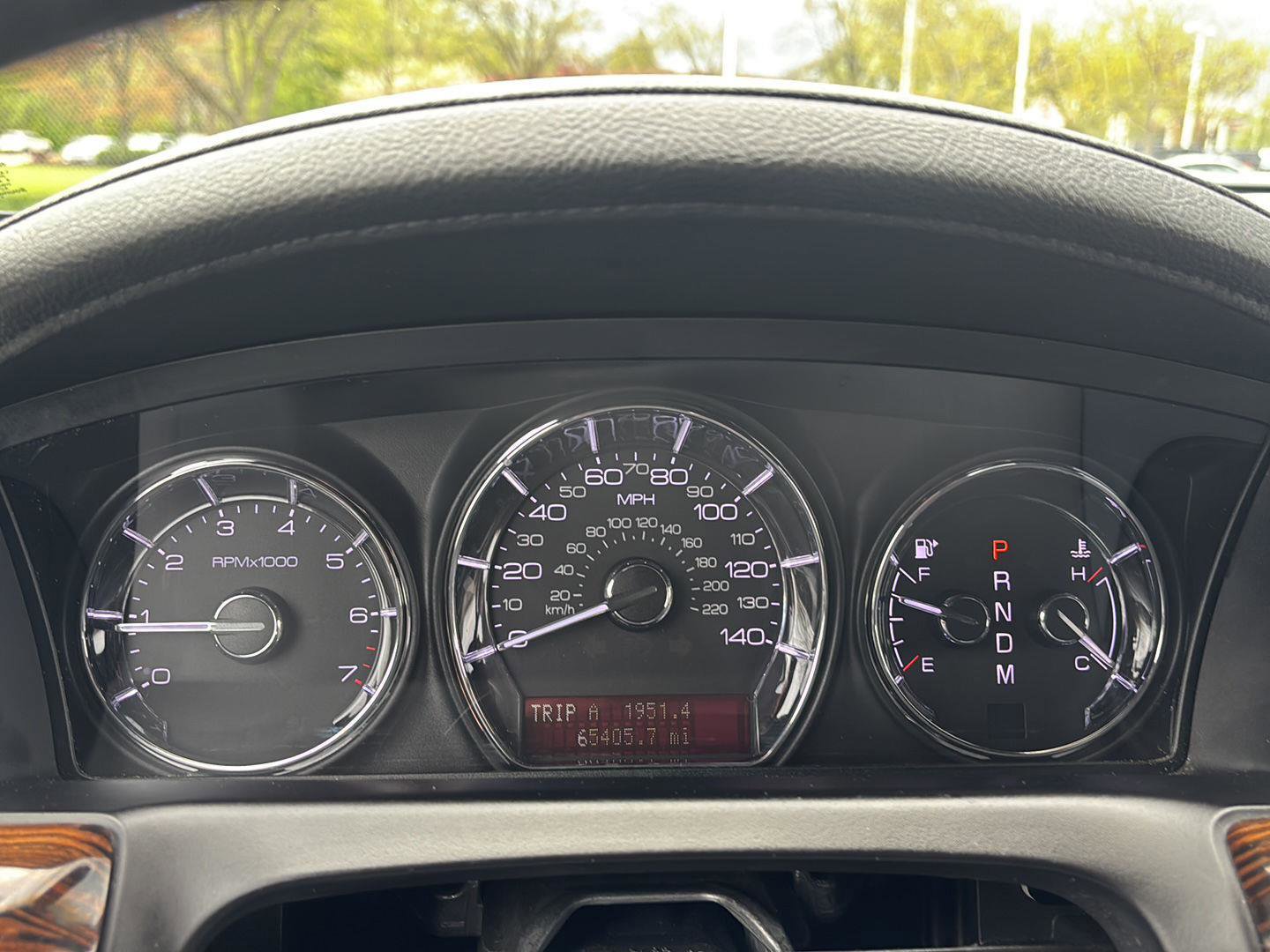 Used 2011 Lincoln MKS AWD w/ 102A Rapid Spec Order Code image 3