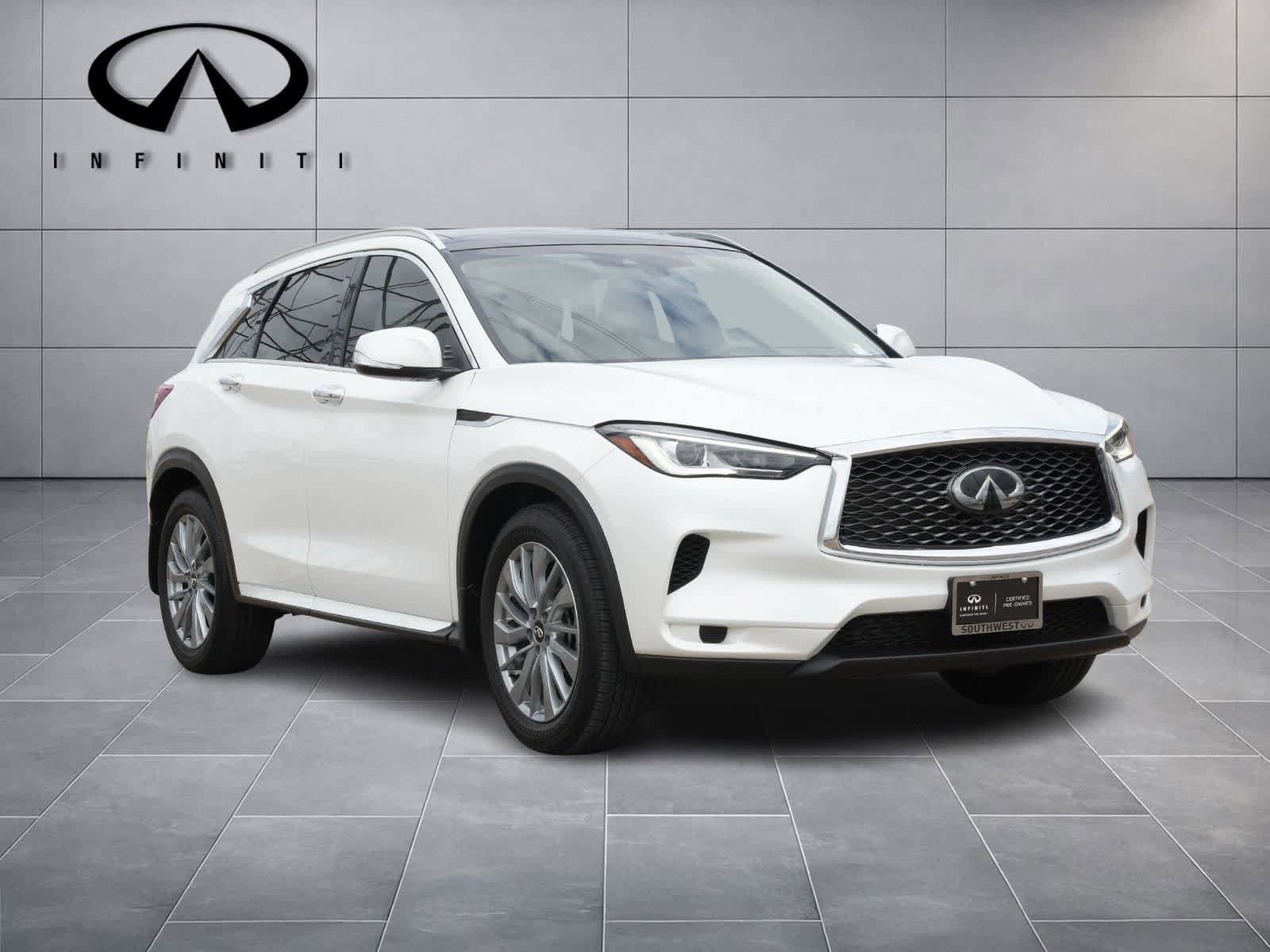 Used 2025 INFINITI QX50 Luxe AWD/4WD image 3