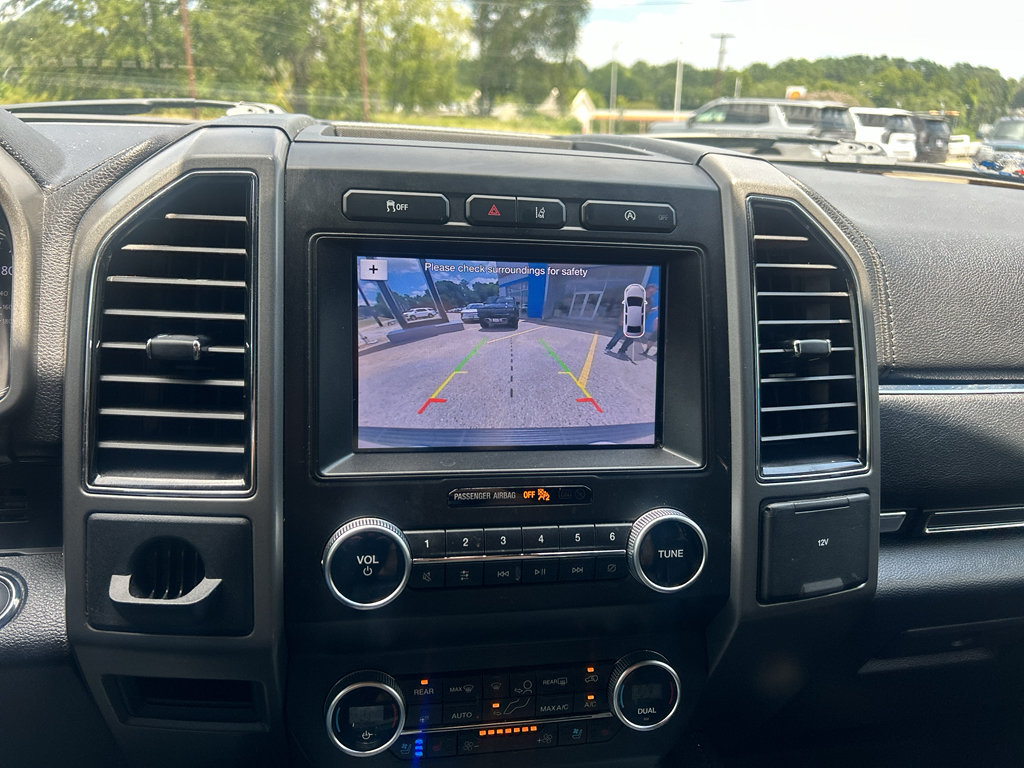 Used 2019 Ford Expedition XLT w/ Equipment Group 202A RWD image 40