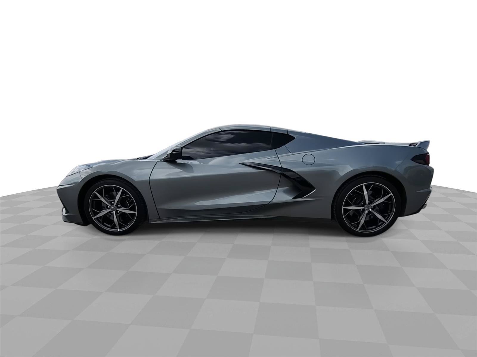 Used 2022 Chevrolet Corvette Stingray Preferred Cpe w/ Z51 Performance Package RWD image 5