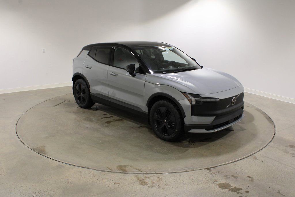 New 2026 Volvo EX30 Cross Country Ultra w/ Protection Package Premier AWD/4WD image 8