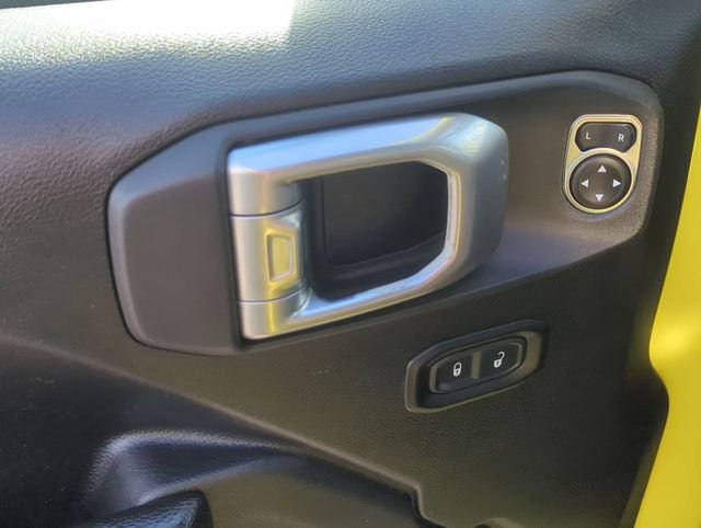 Used 2023 Jeep Wrangler Sport S image 10