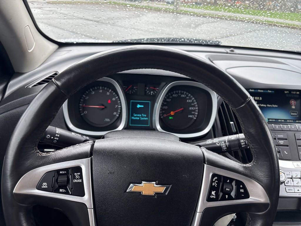 Used 2017 Chevrolet Equinox LT w/ Convenience Package image 35