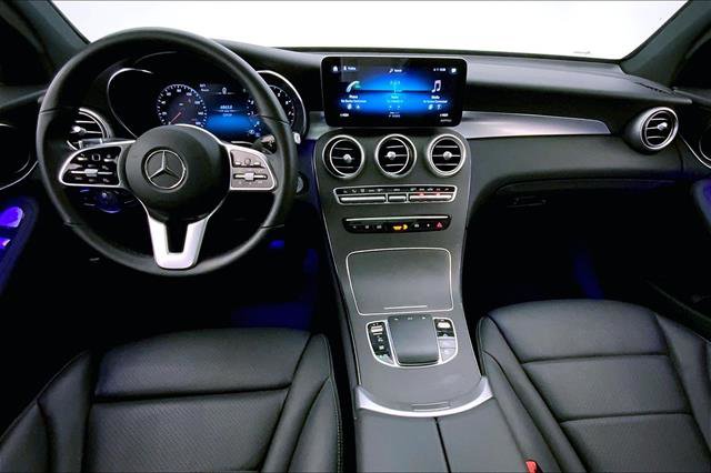 Used 2021 Mercedes-Benz GLC 300 4MATIC image 16