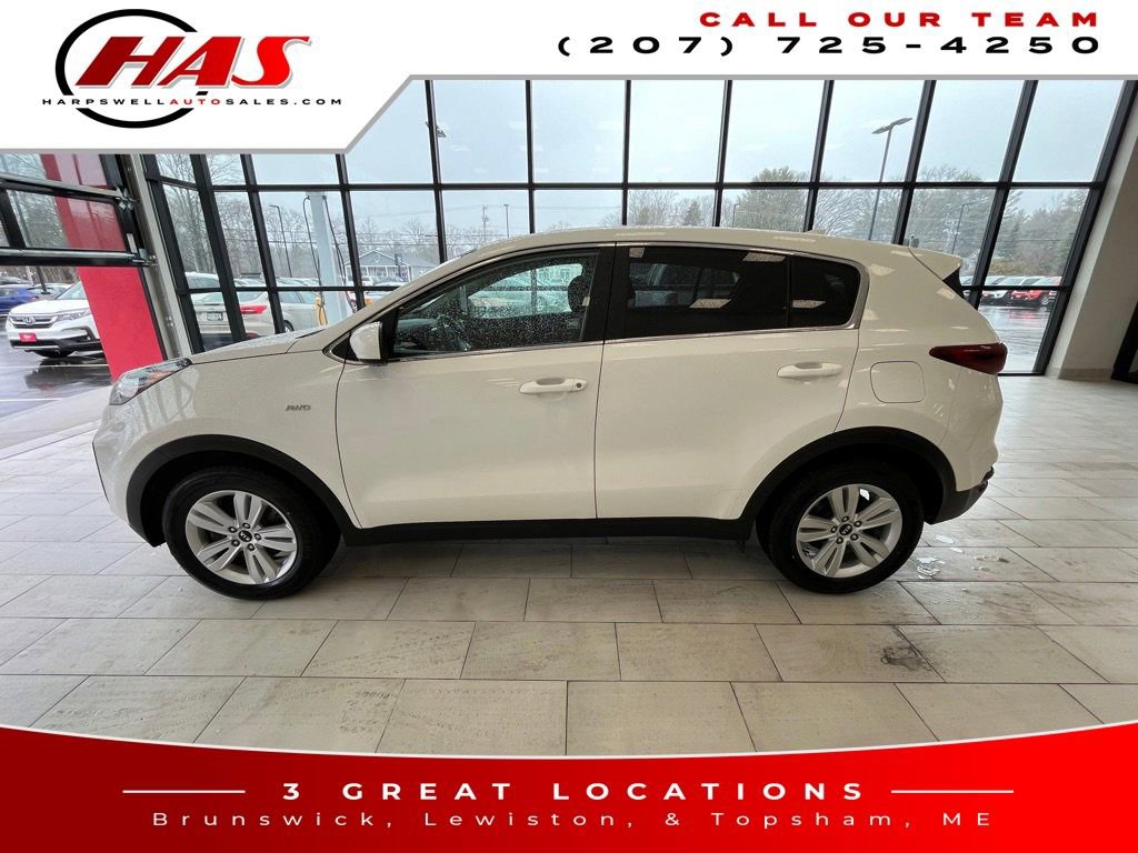 Used 2020 Kia Sportage LX image 2