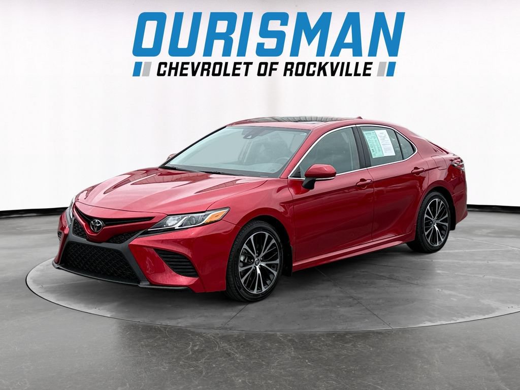 Used 2020 Toyota Camry SE w/ Audio Package AWD/4WD image 2