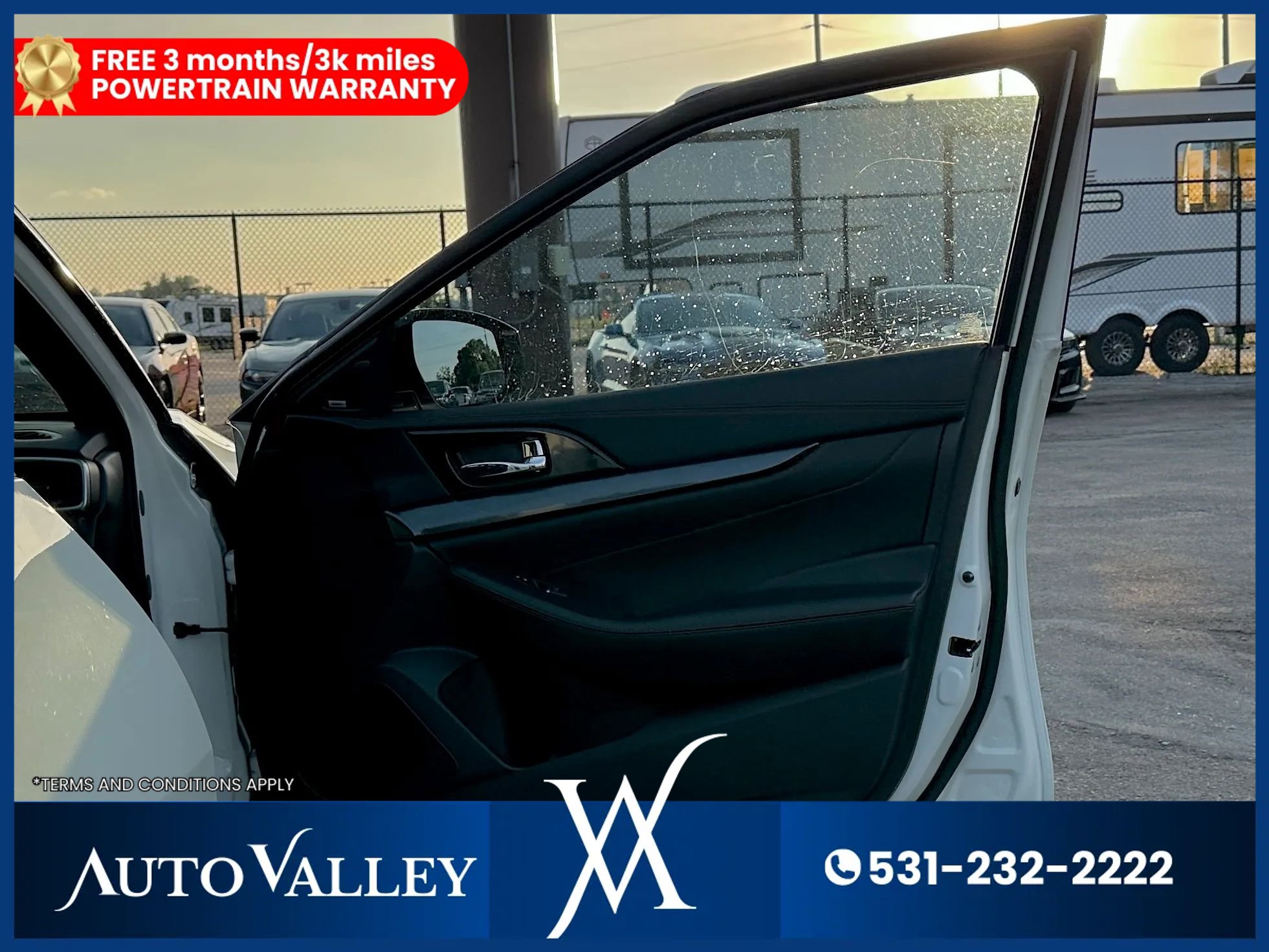 Used 2021 Nissan Maxima SR w/ Sport Mat Group FWD image 18