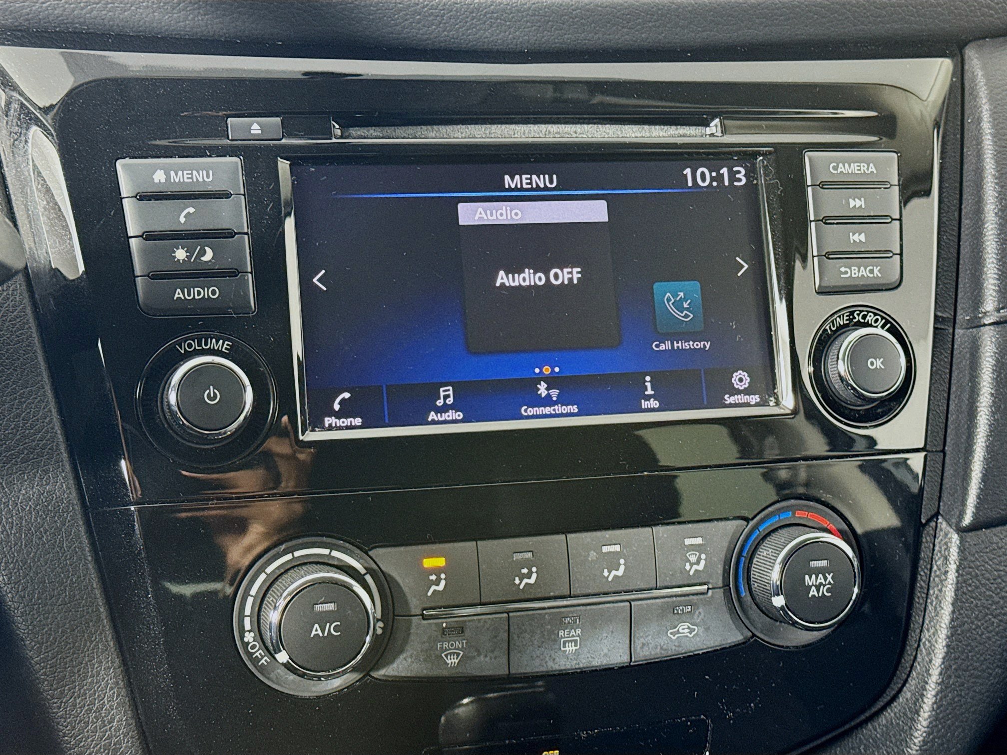 Used 2018 Nissan Rogue FWD image 14