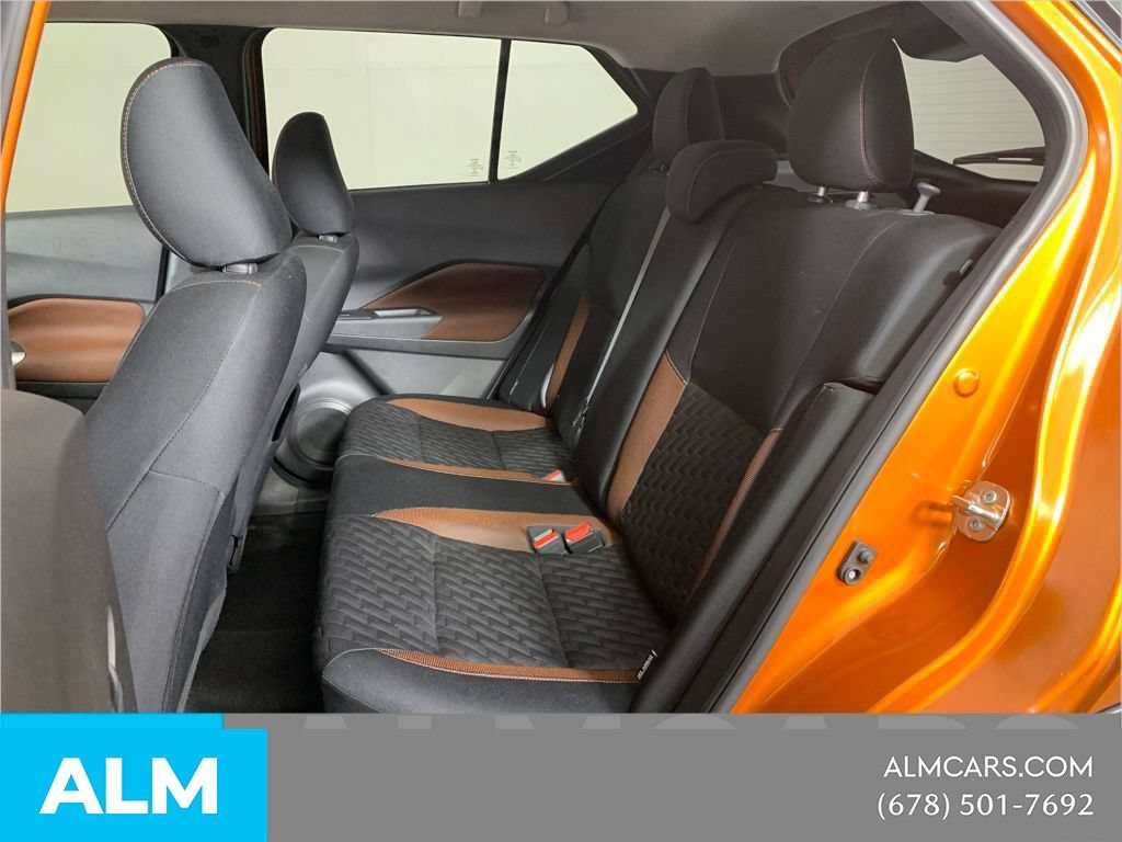 Used 2022 Nissan Kicks SR w/ Interior Electronics Package FWD image 30