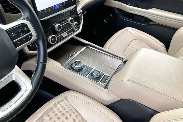 Used 2022 Ford Expedition Limited AWD/4WD image 15