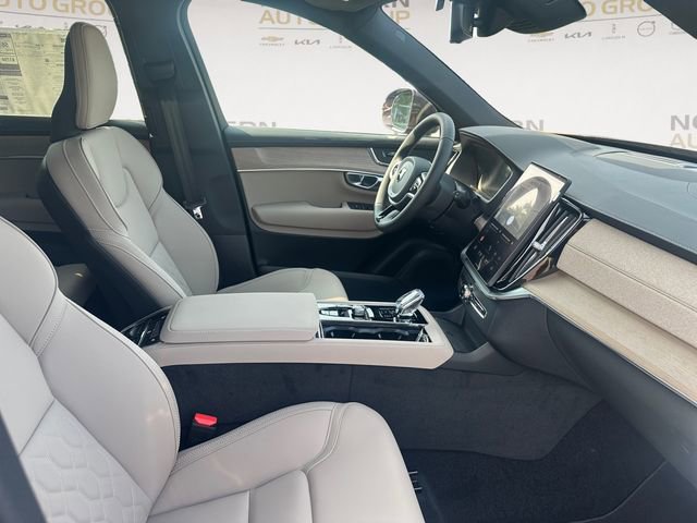 New 2025 Volvo XC90 T8 Core w/ Climate Package image 15