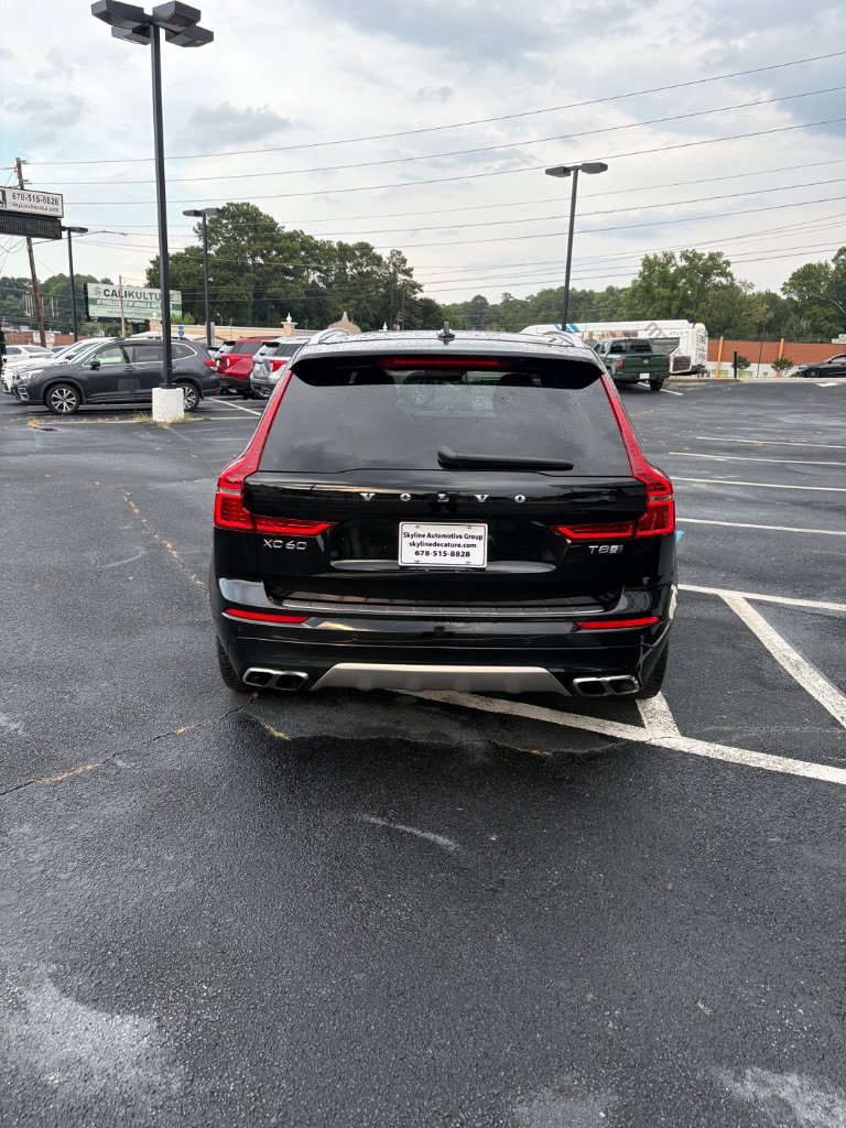 Used 2019 Volvo XC60 T8 R-Design w/ Protection Package Premier AWD/4WD image 6