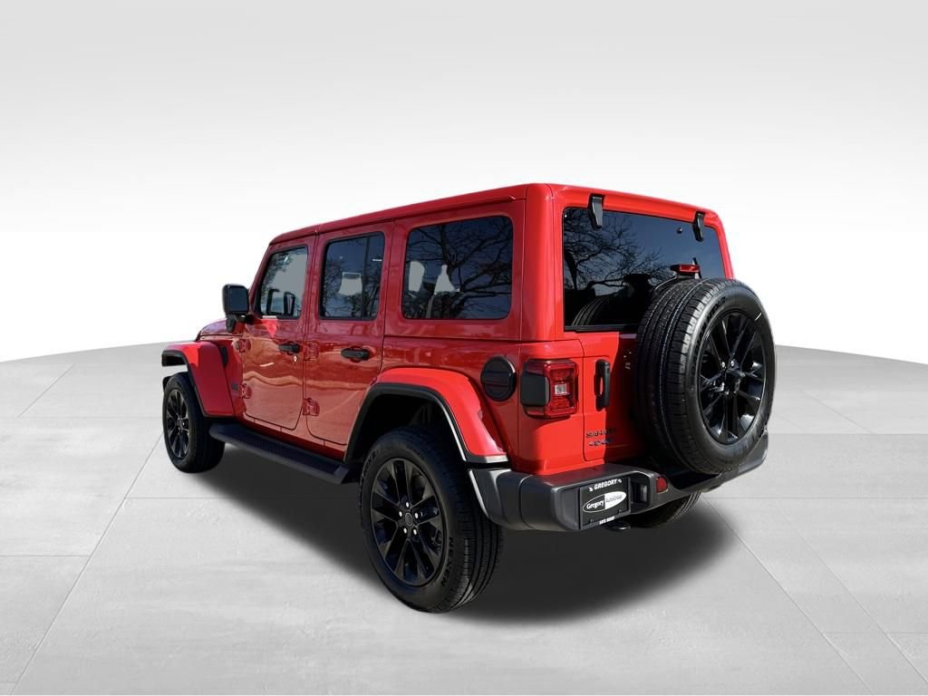 Used 2025 Jeep Wrangler Unlimited Sahara image 10