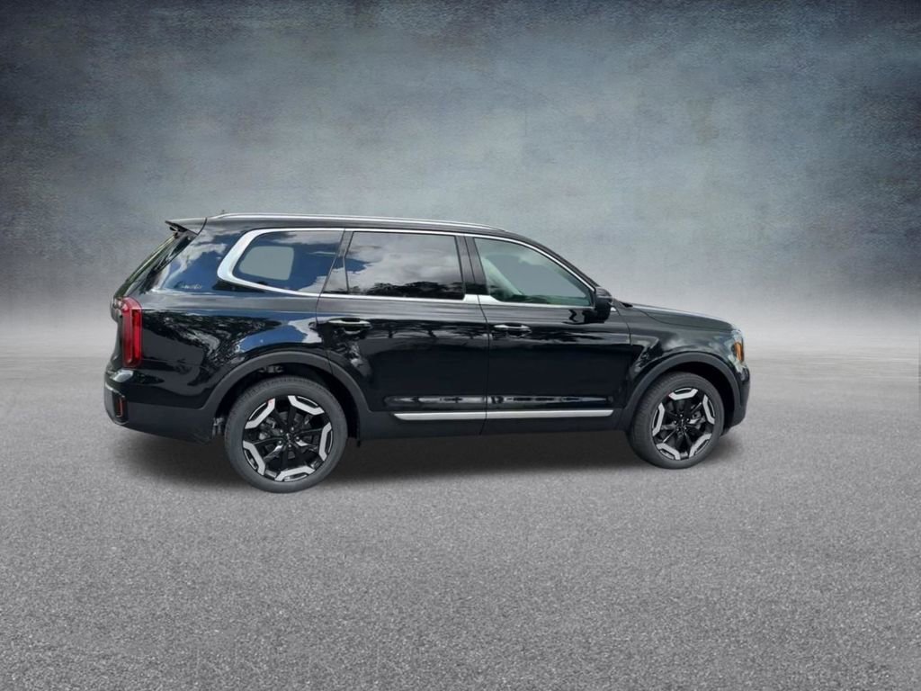 Used 2025 Kia Telluride S image 24