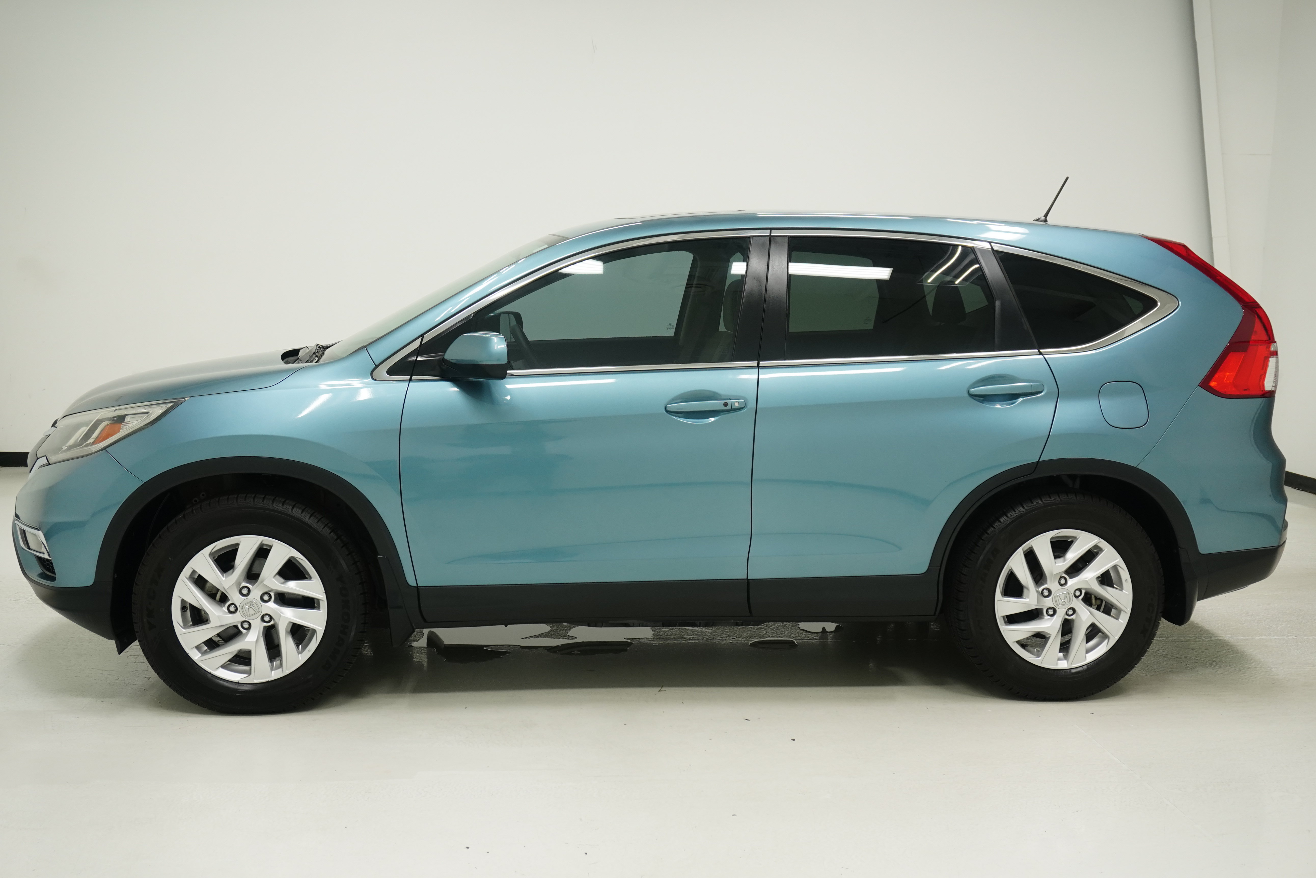 Used 2015 Honda CR-V EX image 7
