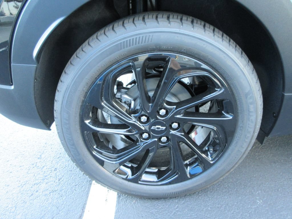 New 2027 Chevrolet Bolt RS w/ Technology Package FWD image 10