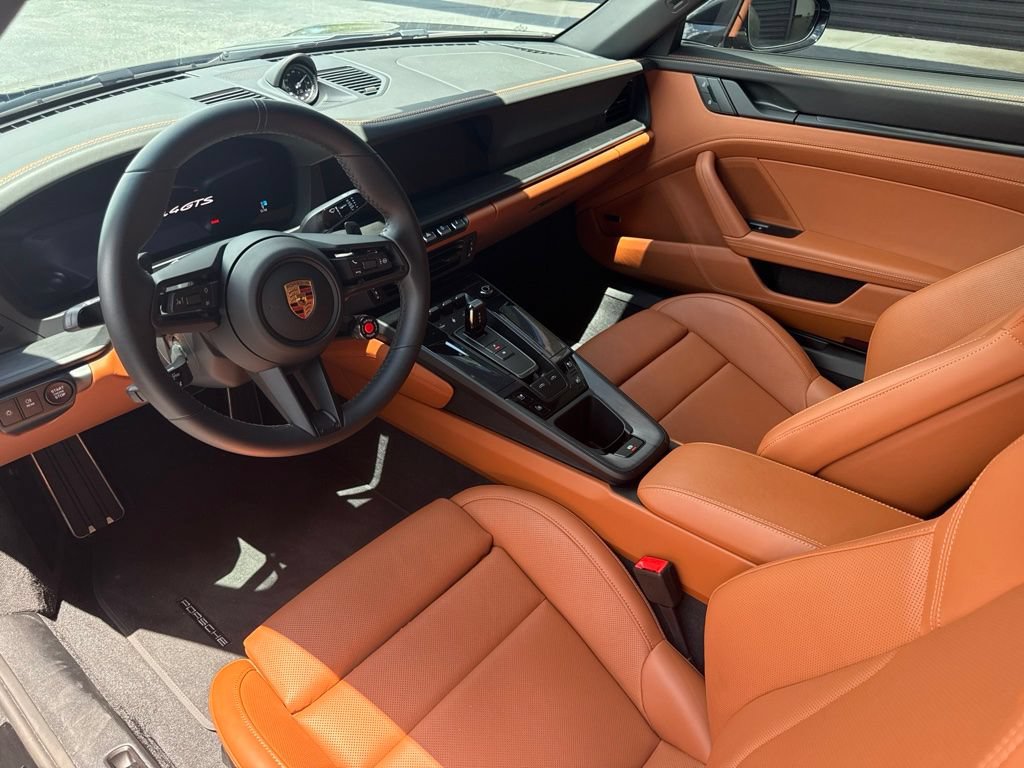 Certified 2026 Porsche 911 Targa 4 GTS AWD/4WD image 4