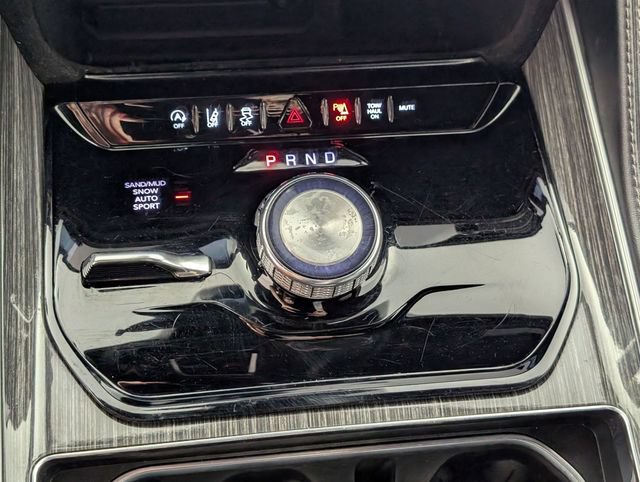 Certified 2022 Jeep Wagoneer Series II AWD/4WD image 22