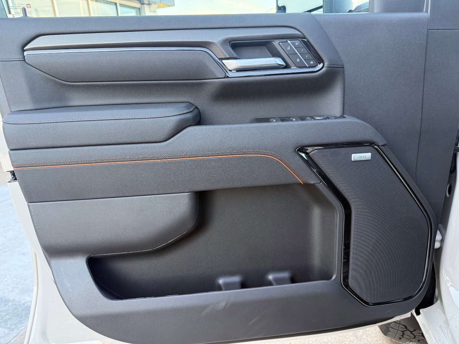 New 2026 GMC Sierra 2500 AT4 w/ AT4 Premium Plus Package image 10