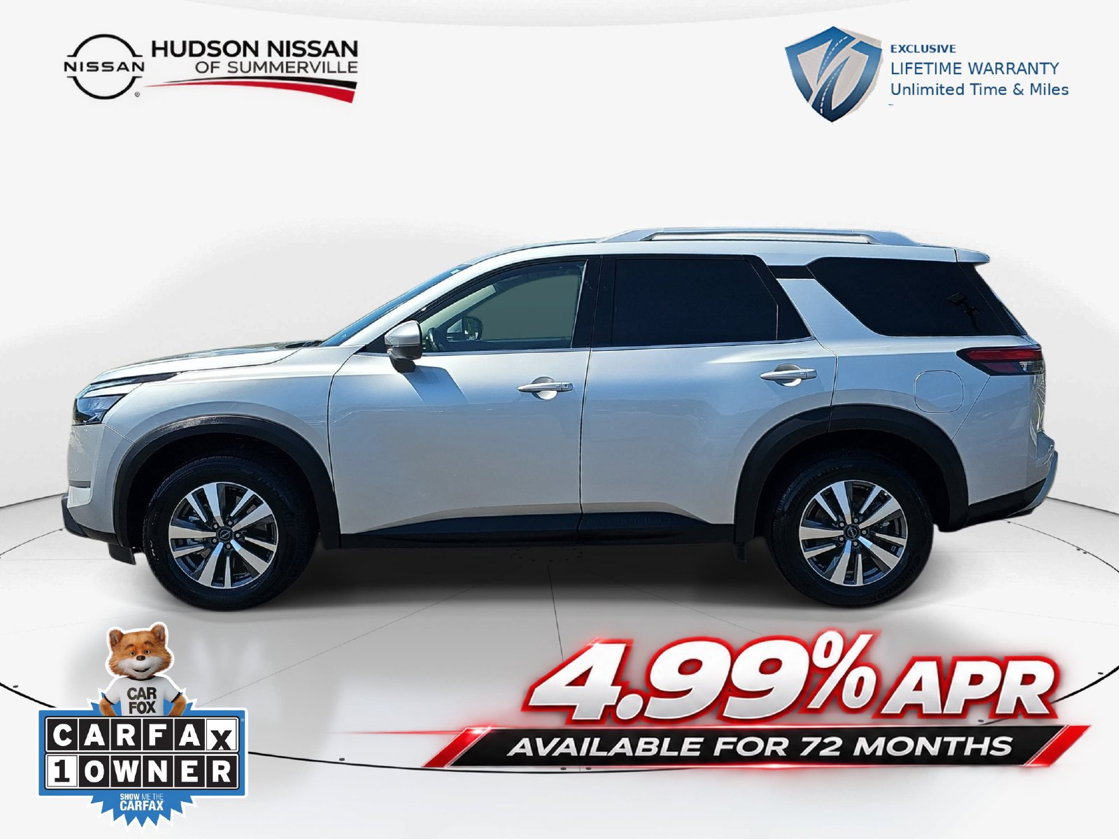 Used 2025 Nissan Pathfinder SL FWD image 11