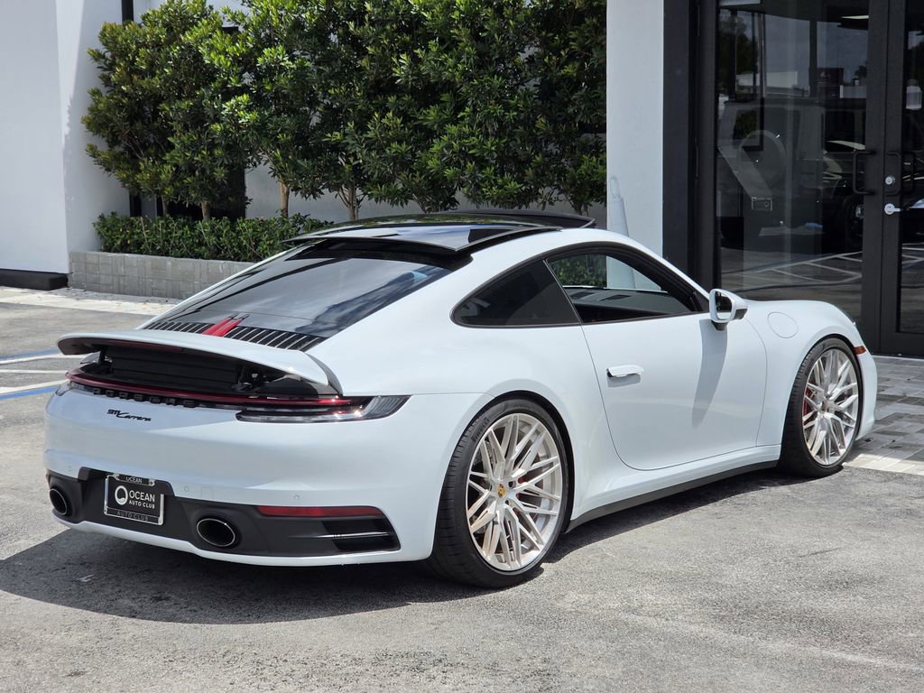 Used 2022 Porsche 911 Carrera RWD image 4