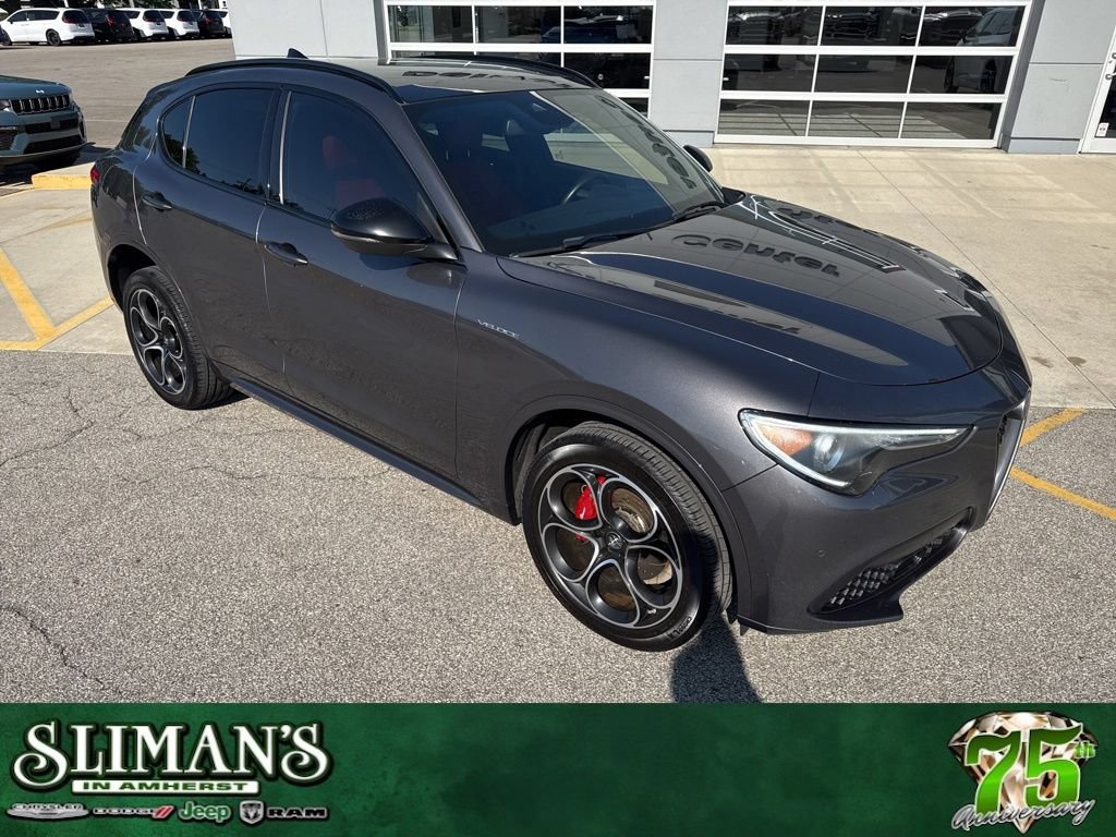 Used 2022 Alfa Romeo Stelvio Veloce AWD/4WD video 1
