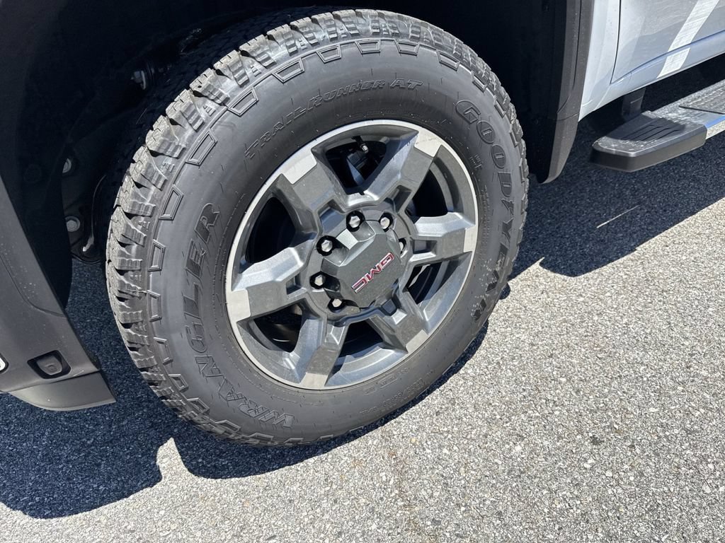 New 2026 GMC Sierra 2500 SLE w/ SLE Value Package; AWD/4WD image 10