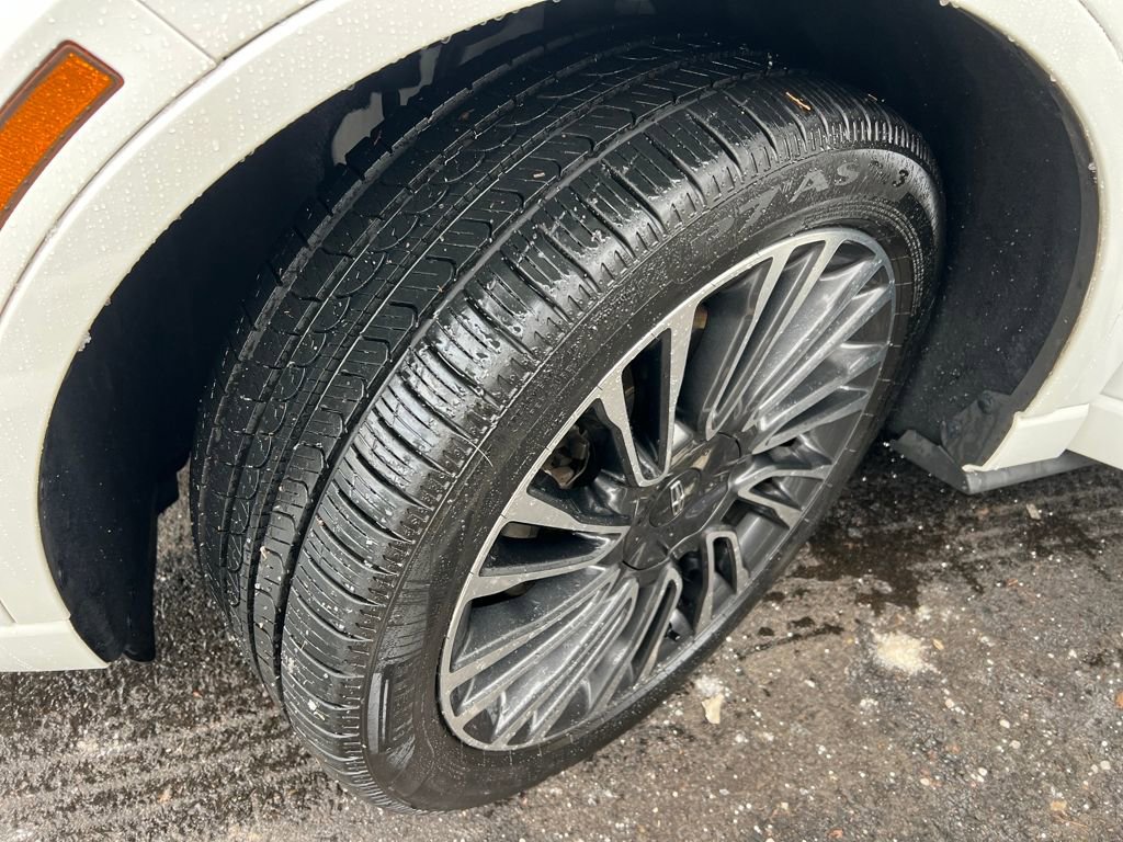 Certified 2020 Lincoln Corsair Reserve w/ Equipment Group 201A image 25