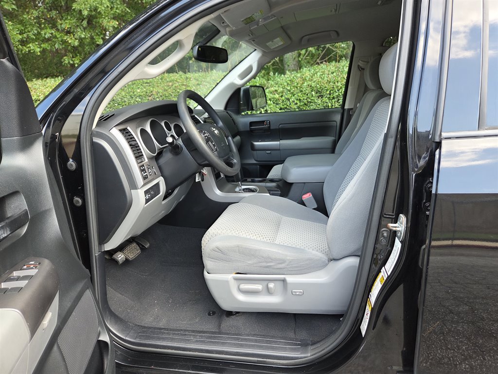 Used 2012 Toyota Tundra 2WD Double Cab w/ SR5 Pkg image 24