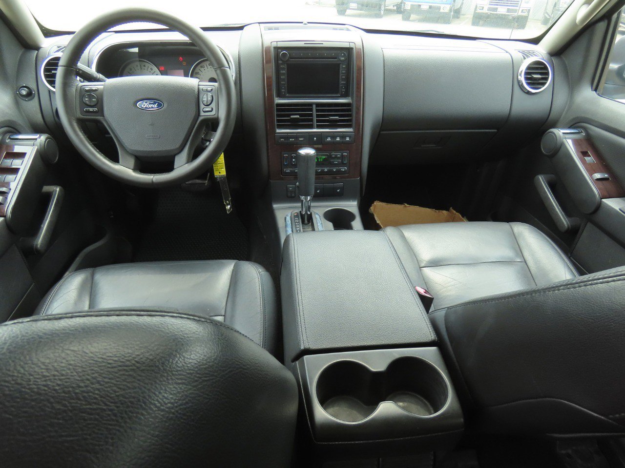 Used 2006 Ford Explorer Limited AWD/4WD image 23