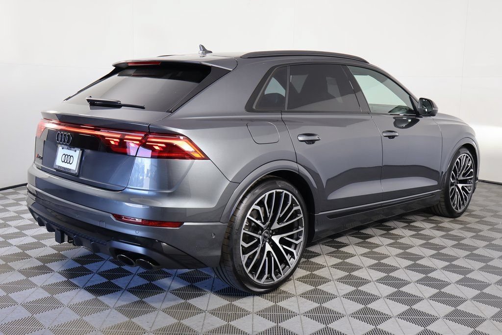 New 2026 Audi SQ8 Prestige AWD/4WD image 2