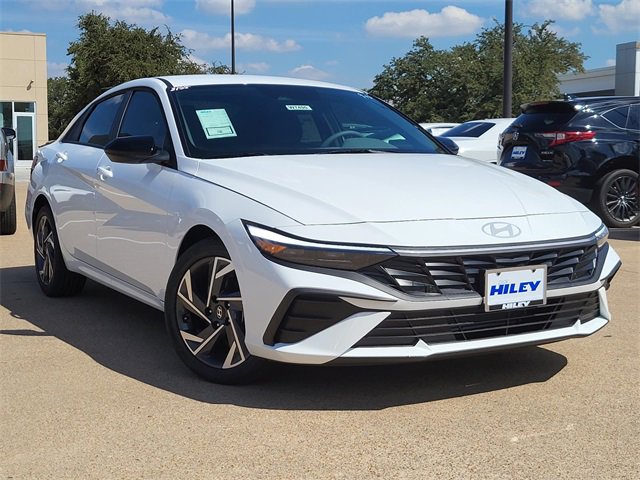 New 2025 Hyundai Elantra Sport
