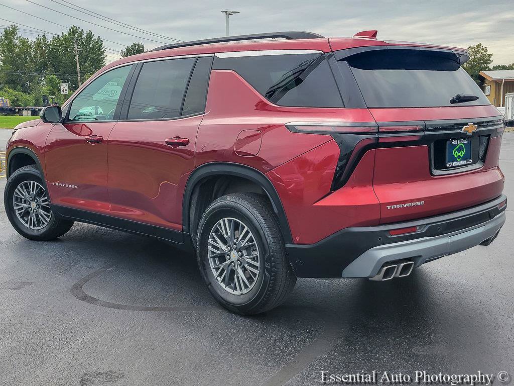 Certified 2024 Chevrolet Traverse LT w/ Enhanced Driving Package FWD image 9