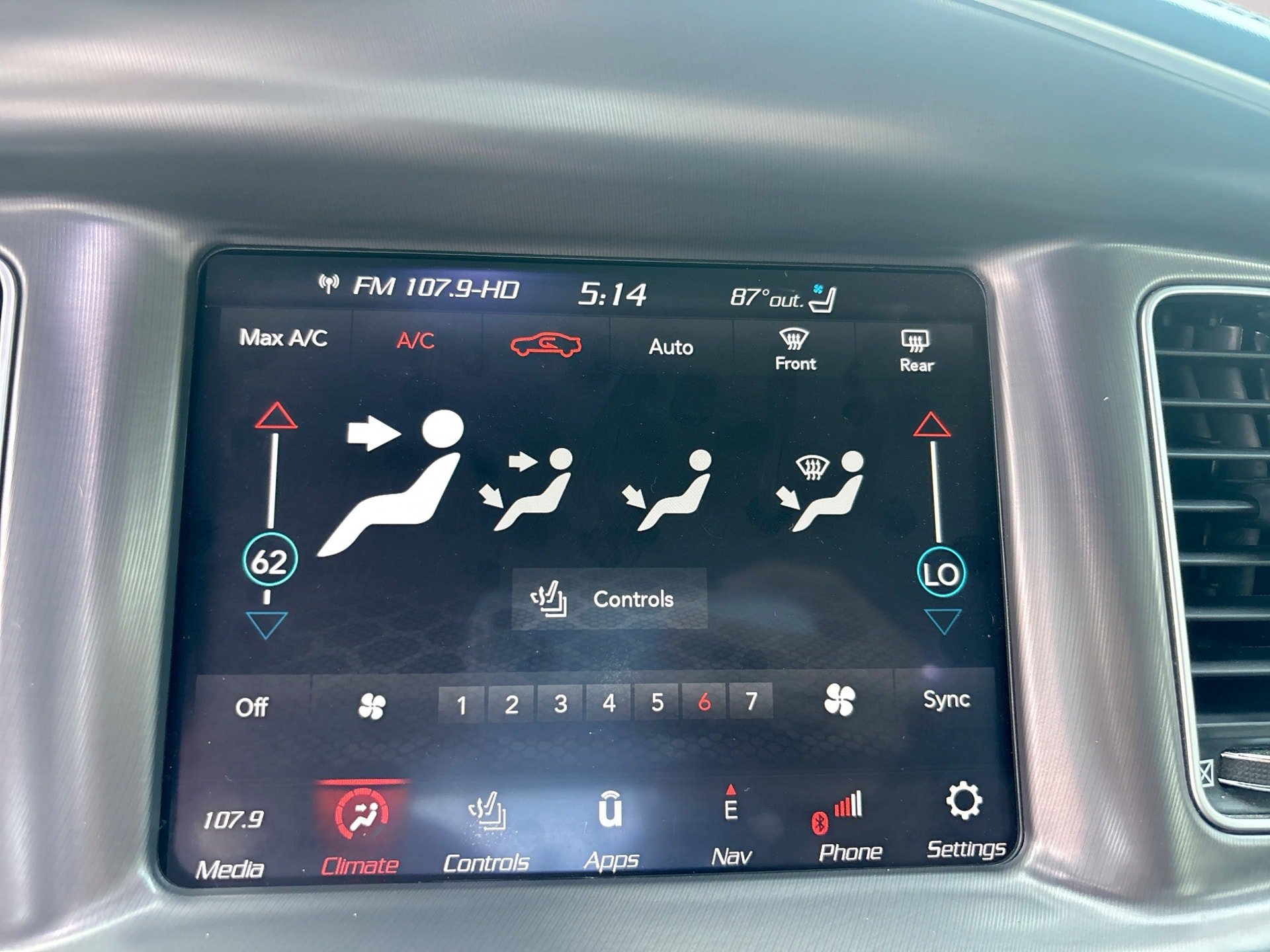 Used 2020 Dodge Charger Scat Pack RWD image 16