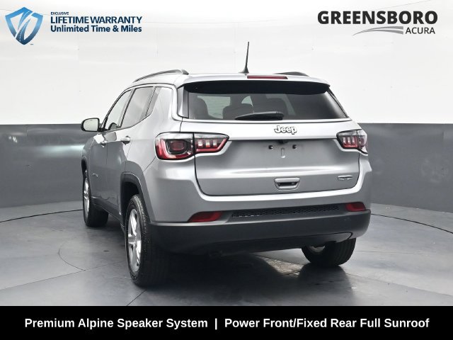 Used 2023 Jeep Compass Latitude w/ Sun and Sound Group AWD/4WD image 7