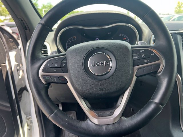 Used 2017 Jeep Grand Cherokee Altitude AWD/4WD image 13