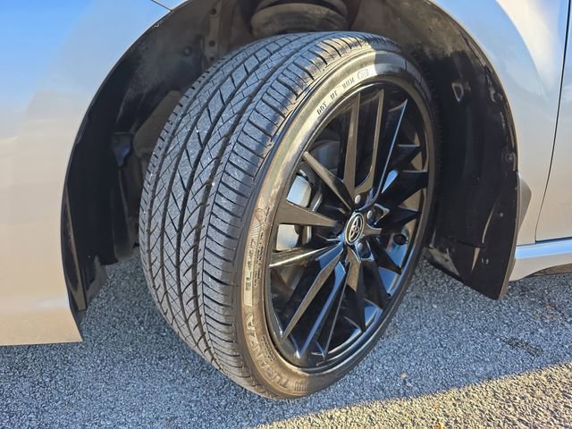 Certified 2022 Toyota Camry XSE image 32