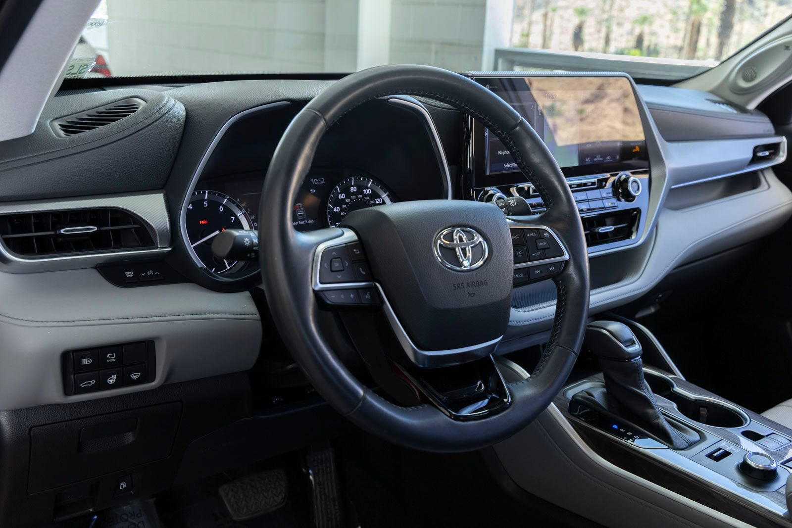 Used 2020 Toyota Highlander Platinum AWD/4WD image 15