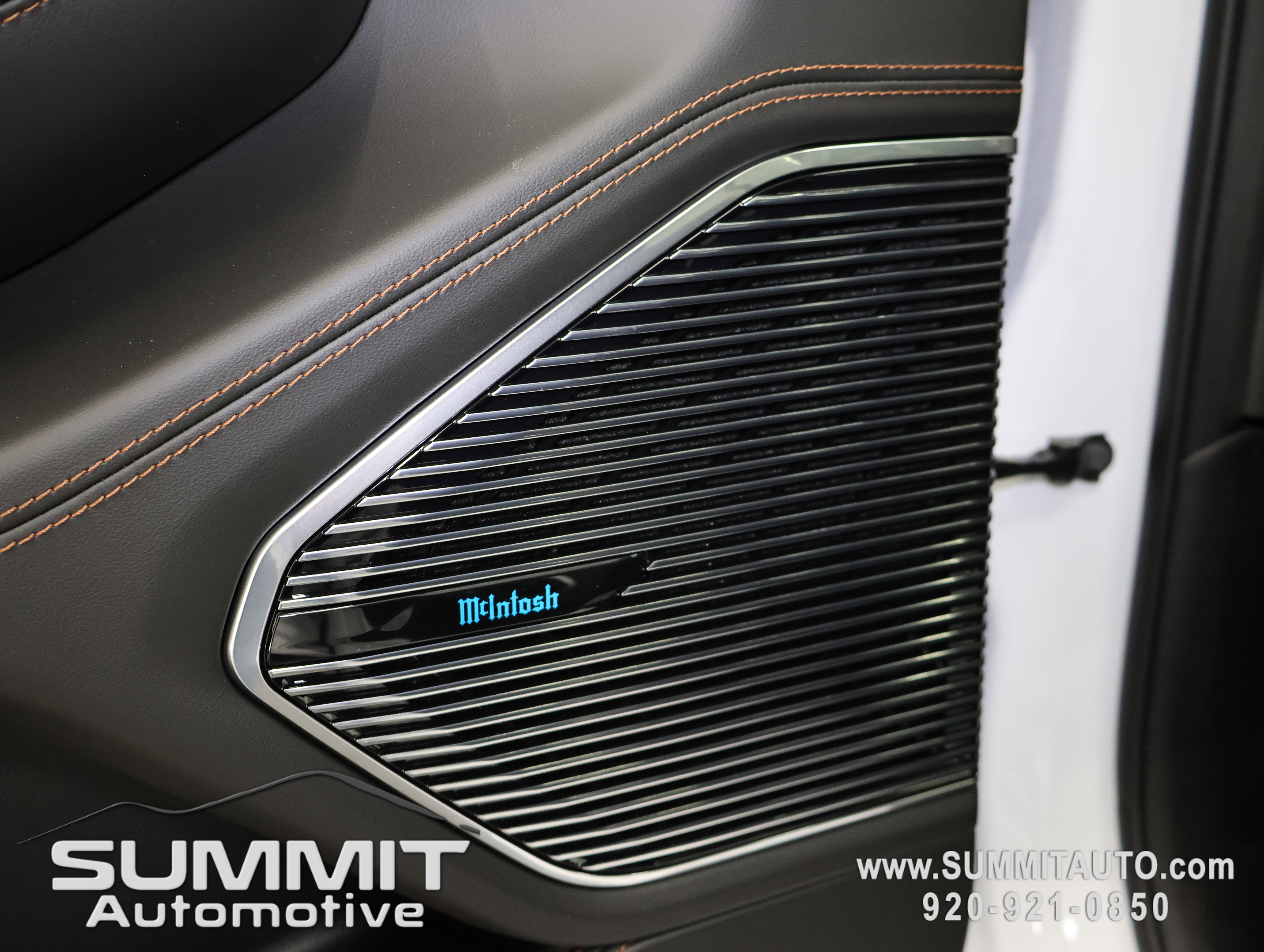 New 2026 Jeep Grand Cherokee Summit image 44