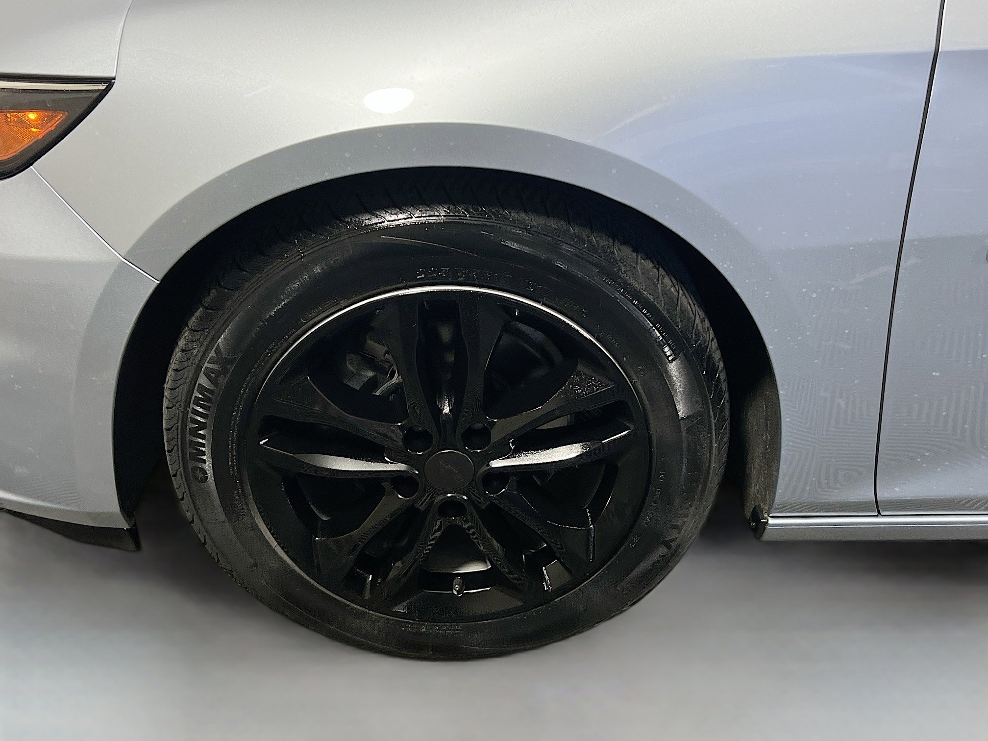 Used 2017 Chevrolet Malibu LT w/ Driver Confidence Package image 13