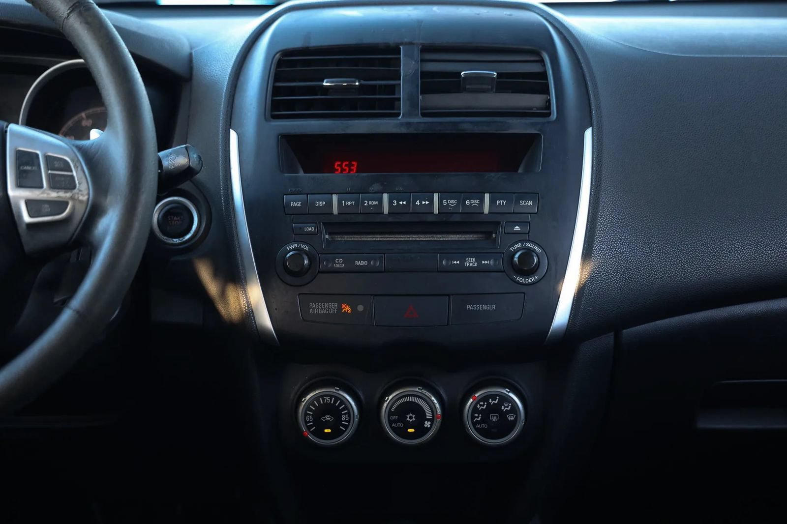 Used 2011 Mitsubishi Outlander Sport SE FWD image 36