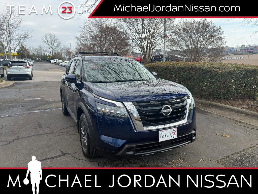 Certified 2022 Nissan Pathfinder SV w/ SV Premium Package