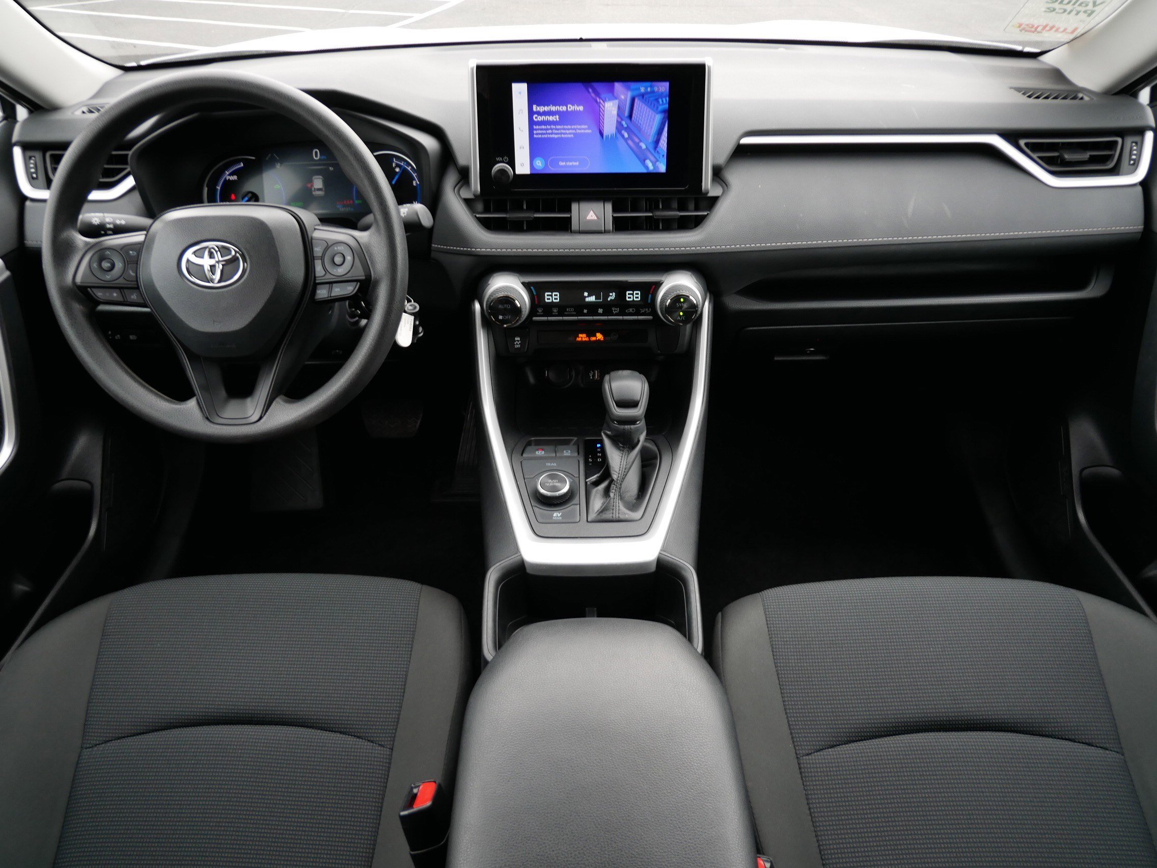 Certified 2024 Toyota RAV4 LE AWD/4WD image 10