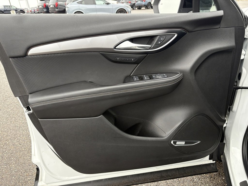 Used 2024 Buick Envision Sport Touring image 31