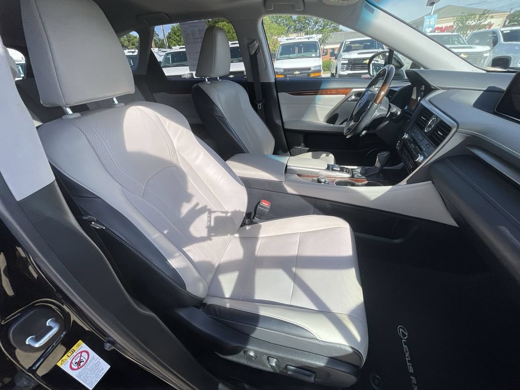 Used 2019 Lexus RX 350L FWD image 28